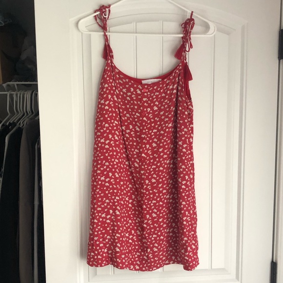 Adjustable spaghetti strap dress - Picture 1 of 1